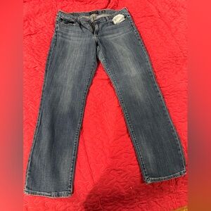 Lucky Brand mid rise sweet straight jeans
